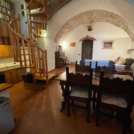 Апартаменти Happy House - Porta San Giacomo Ассізі Екстер'єр фото