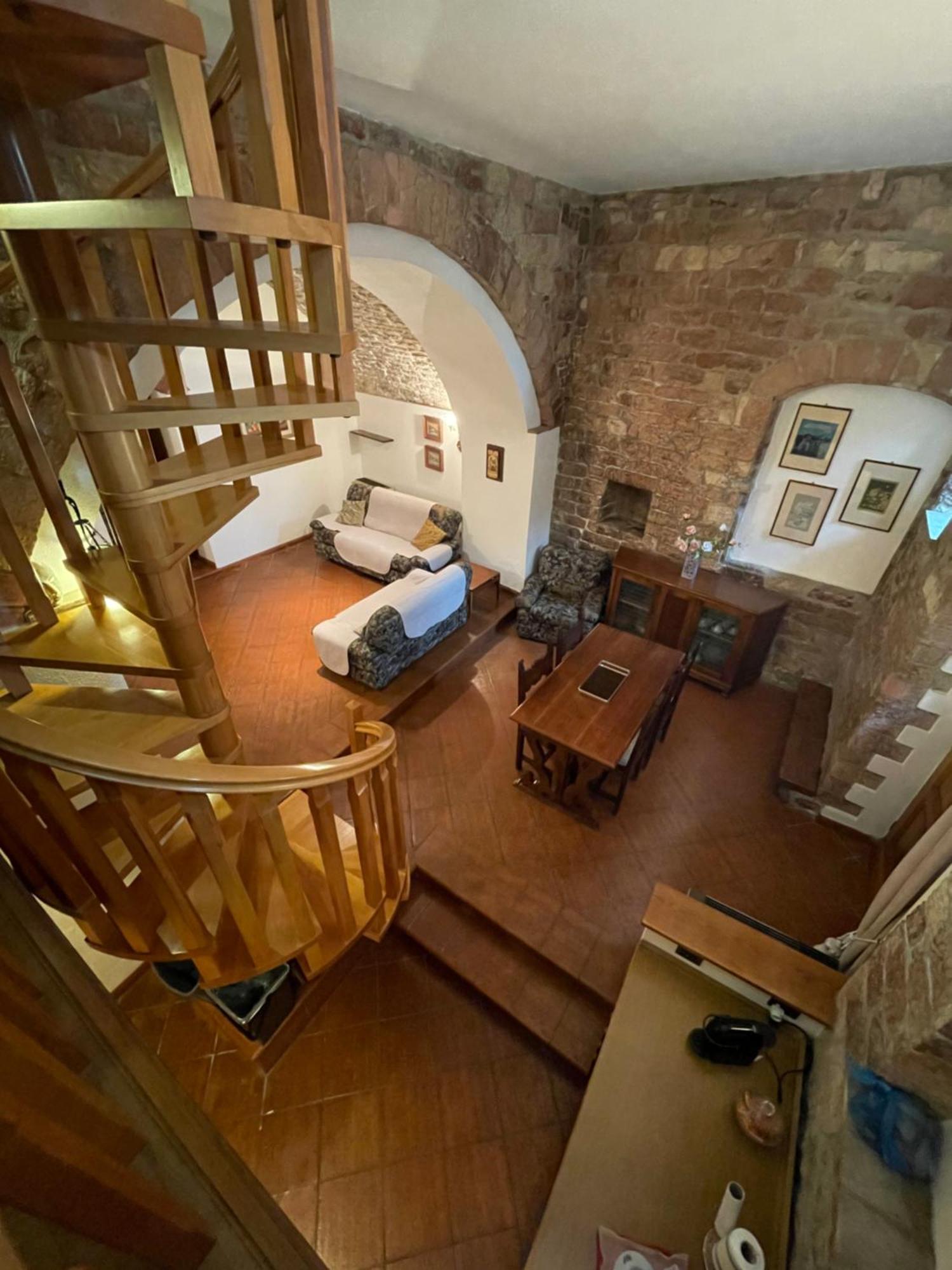 Апартаменти Happy House - Porta San Giacomo Ассізі Екстер'єр фото